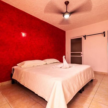 Hotel Bello Caribe Express Косумел Екстериор снимка