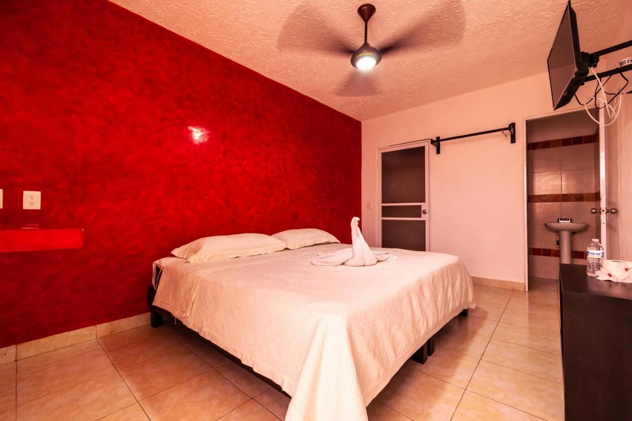 Hotel Bello Caribe Express Косумел Екстериор снимка