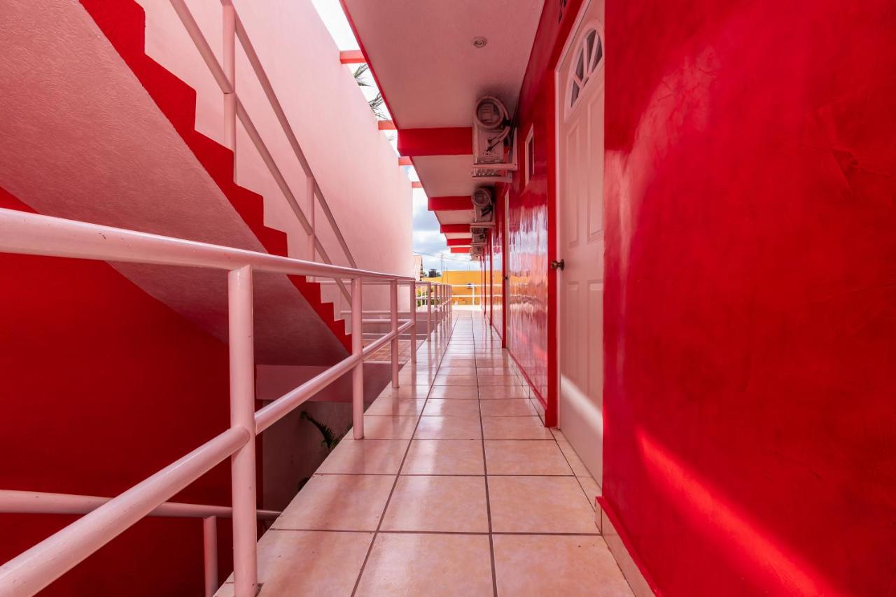 Hotel Bello Caribe Express Косумел Екстериор снимка