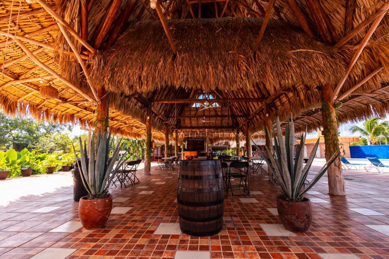 Hotel Bello Caribe Express Косумел Екстериор снимка